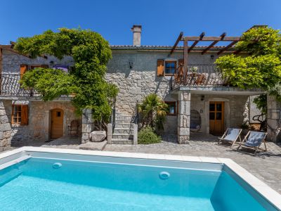 villa lapis